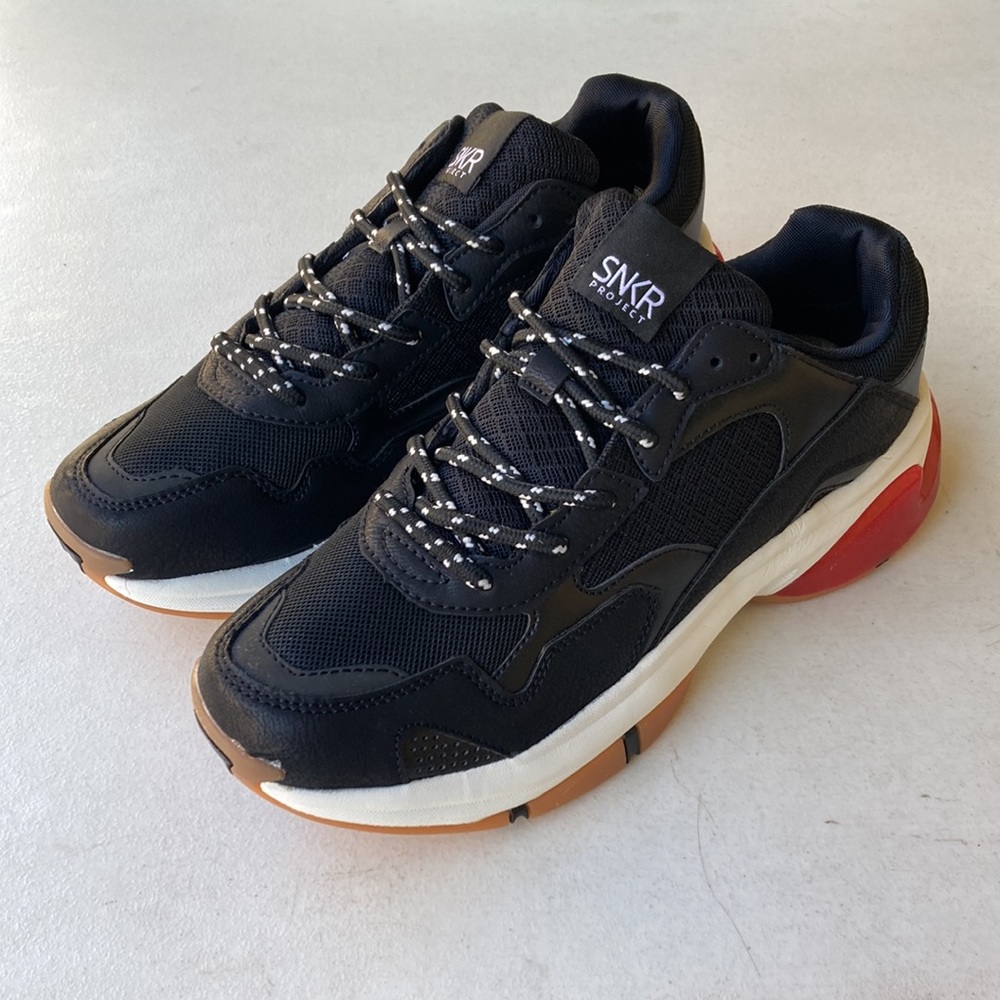 SNKR PROJECT | Park Avenue Black Dad Shoes